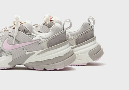 Nike WMNS V2K Run - Sail / Pink Foam / College Grey
