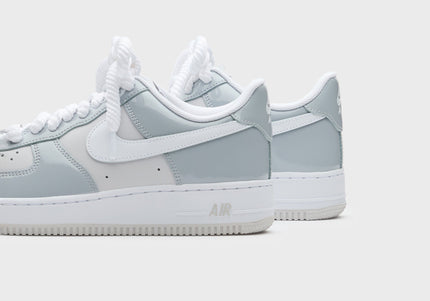 Nike Air Force 1 ’07 LV8 - Edge Wolf Grey / White / Vast Grey
