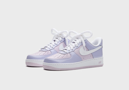 Nike Air Force 1 ’07 LV8 - Edge Hydrangeas / White / Doll