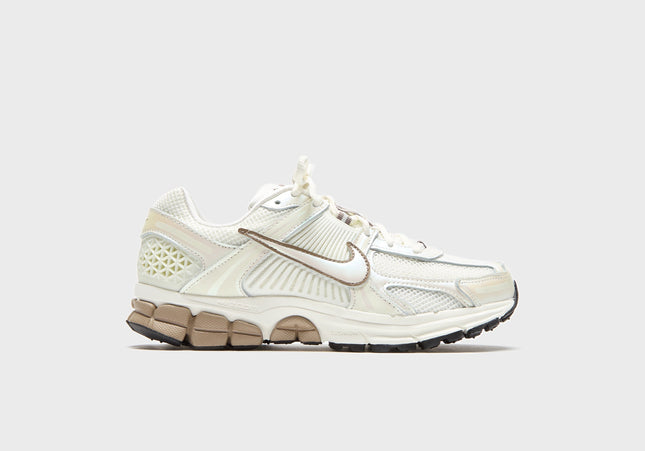 Nike WMNS Zoom Vomero 5 - Sail / Mink Brown / Black
