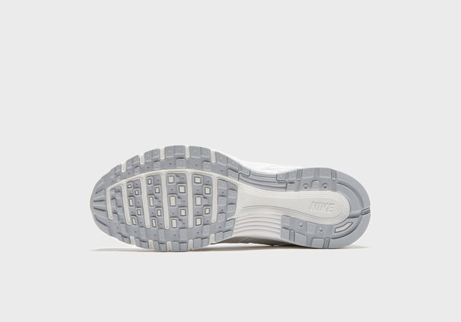 Nike WMNS P-6000 - Summit White / Wolf Grey / Vast Grey
