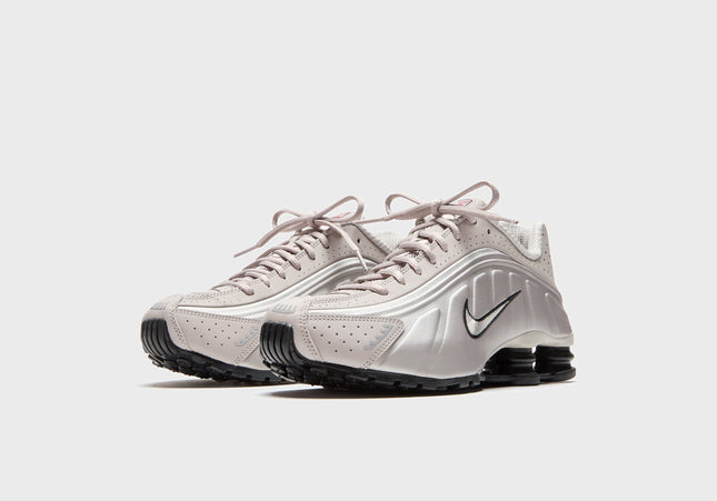 Nike Shox R4 - College Grey / University Red / Metallic Silver / Black