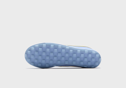 Nike Astrograbber QS - Aluminum / Soft Yellow / Sail / Black