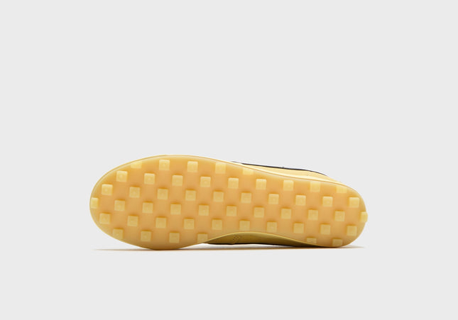 Nike Astrograbber QS - Soft Yellow / Black / Sail / Safety Orange