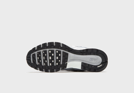Nike P-6000 - Metallic Silver / Summit White / Wolf Grey
