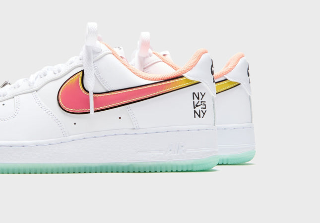 Nike Air Force 1 '07 - White / Crimson Pulse / Green Glow