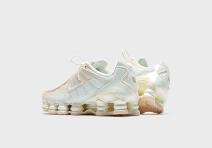 Nike WMNS Shox TL- Pearl White / Soft Pearl / Particle Pink
