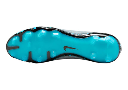 Close-up of Nike Hypervenom Phantom RGN Transform Hydra Elite FG football boots with dynamic color-shifting design – elite firm ground soccer cleats