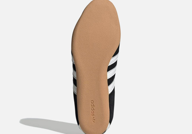 adidas WMNS Tokyo - Black / White / Gum