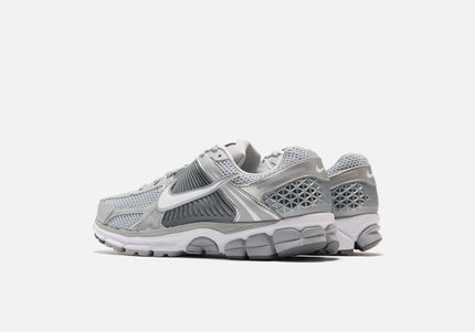 Nike Zoom Vomero 5 - Met Wolf Grey / White / Metallic Silver