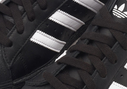 adidas Originals Superstar 82 - Core Black / White / Core Black