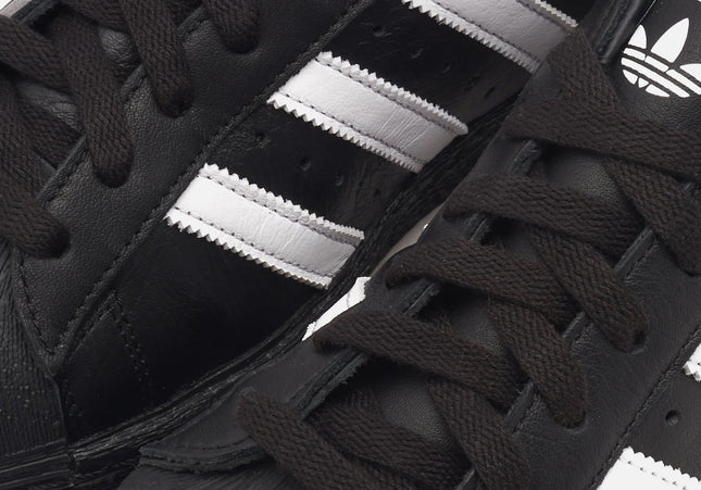 adidas Originals Superstar 82 - Core Black / White / Core Black